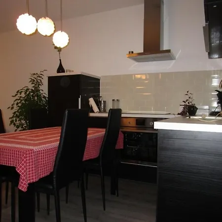 In Klagenfurt Am Woerthersee Apartament